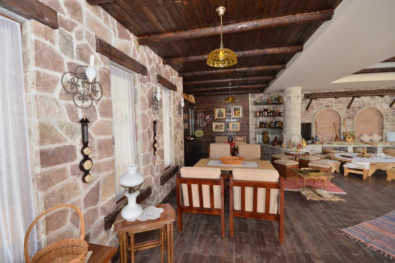 Hotel Veri Peshkopi Εξωτερικό φωτογραφία
